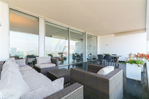 Departamento En Venta De 1 Dorm. En Las Condes