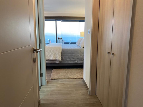 Departamento En Venta De 3 Dormitorios E. Eluchans Reñaca