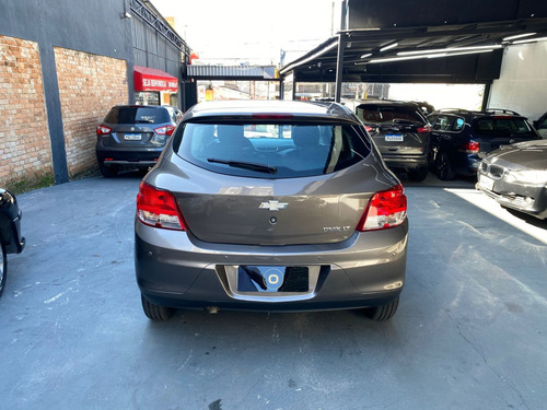 Chevrolet Onix 1.0 MPFI LT 8V FLEX 4P MANUAL