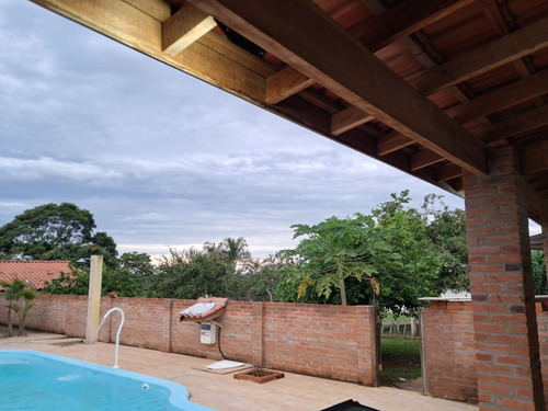Linda Chácara Em Araçoiaba Da Serra-sp Próxima De Sorocaba-sp (15 Min) No Estilo Fazenda Rústica Com Piscina, Área Gourmet Completa, Garagem E Documentação Completa