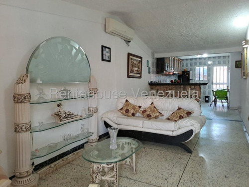 Vendo Casa En Urbanización Prados De La Incrucijada Cagua, Código 25-22651 Cm Leer Descripción