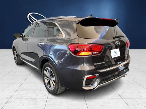 Kia Sorento 3.3 V6 SXL Piel 7 Pasajeros AWD At