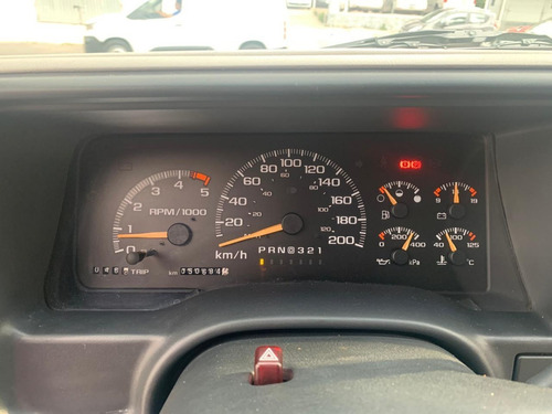 Imagen 2 de 15 de Chevrolet Suburban De Coleccion 1997