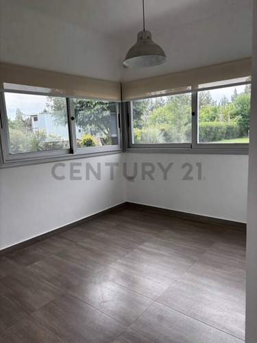 Casa En Alquiler En City Bell - 473 135 Y 136