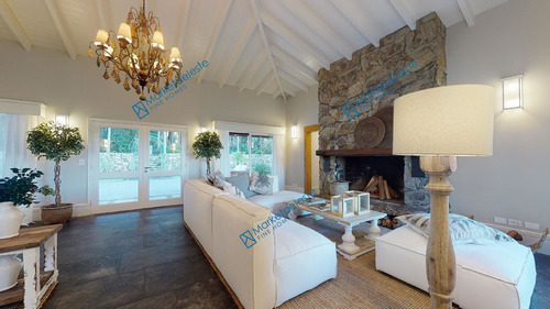 Toscana Style House