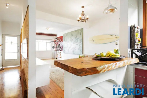 Imagem 2 de 15 de Casa Assobradada - Bom Retiro - Sp - 645706