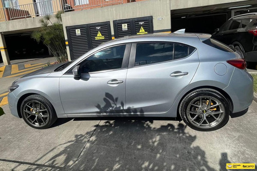Mazda 3 2.0 Sport Touring
