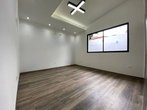 Casa En Venta, Urb.trigal Sur. L.m