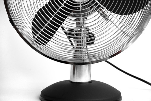 Imagen 6 de 6 de Ventilador De Mesa 12 Protalia Diseño Metálico Retro Cobre Color De La Estructura Cromado