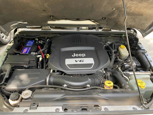 Imagen 13 de 16 de Jeep Wrangler 2015 3.6 Rubicon 284hp Atx