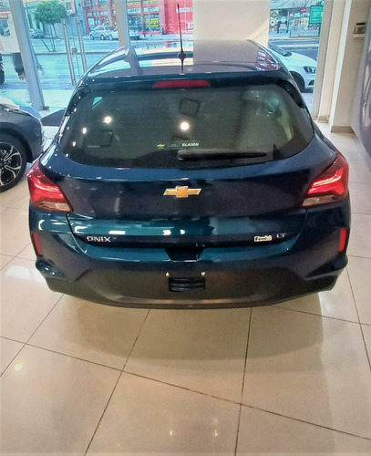 Imagen 11 de 23 de Chevrolet Onix Lt Tech Stock Disponible (m)#5