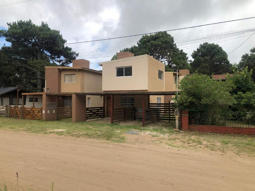 Casa En Venta En Aguas Verdes