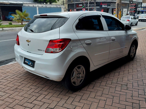 Chevrolet Onix 1.0 MPFI LT 8V FLEX 4P MANUAL