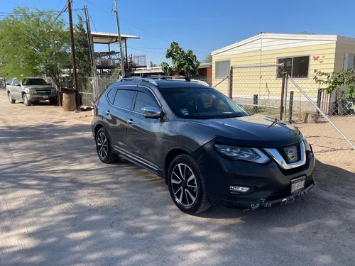 Nissan X-Trail 2.5 Exclusive 2 Row Cvt