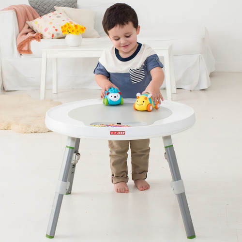 Mesa de actividades que crece con el bebé Explore y más