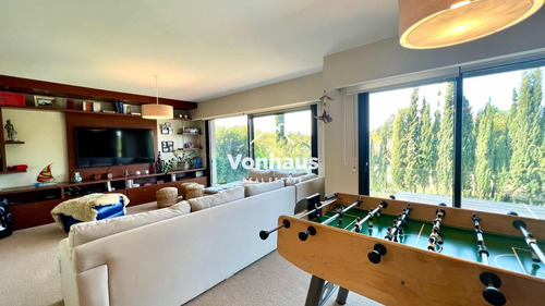Casa En Venta En Barrio Privado Carmel