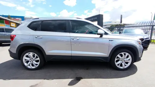 Volkswagen Taos Comfortline