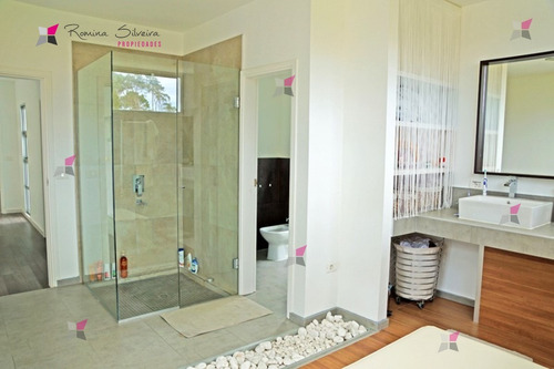 Moderna Casa San Rafael- Ref: 9266