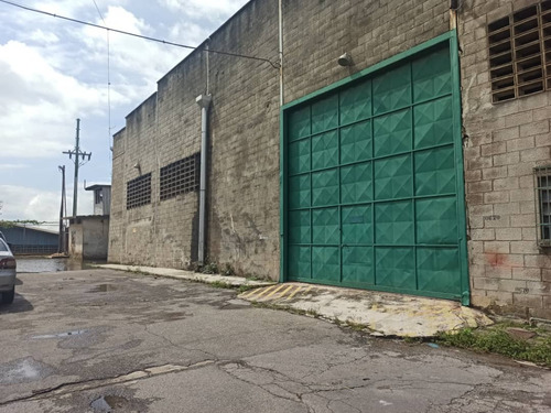 Se Vende Galpón En Santa Lucia Petare Jr 