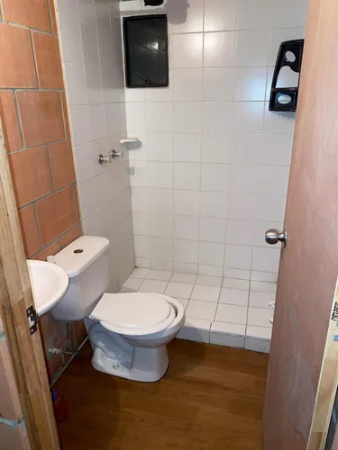 Apartamento Con Zonas Comunes, 3 Dormitorios Y Un Baño