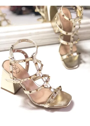 Sandalia valentino inspired sales