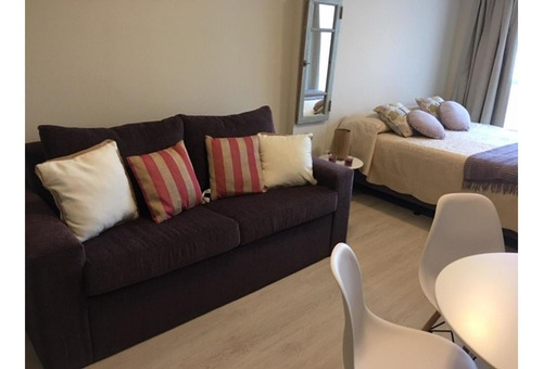 Imagen 10 de 13 de Monoambiente Con Terraza Y Vista Al Lago