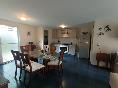 Departamento En Venta En Lomas Tzompantle, Cuernavaca.