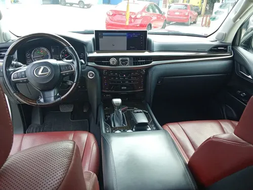 Lexus Lx570