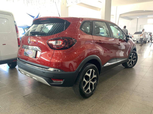 Imagem 4 de 13 de Renault Captur 2.0 16v Hi-flex Intense Automático