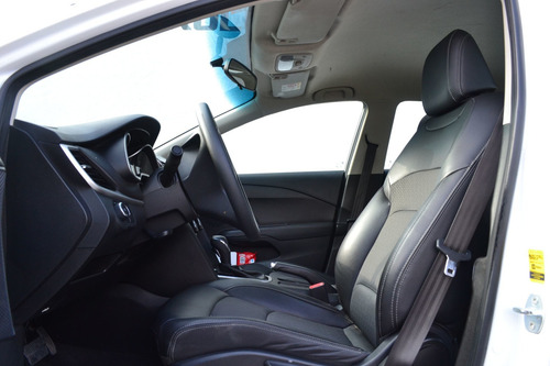 Imagen 5 de 9 de Chevrolet Cavalier Lt 2020 Blanco