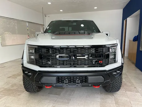 Ford Lobo Raptor R