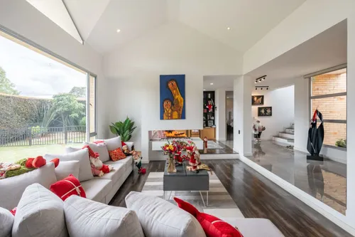 Casa En Arriendo/venta En Canelon. Cod A20472