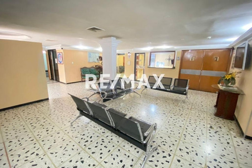 Imagen 2 de 15 de Centro Clinico En Venta Sector Bellas Artes Maracaibo Marisabel Fernandez