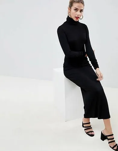 Vestido negro largo sport hot sale
