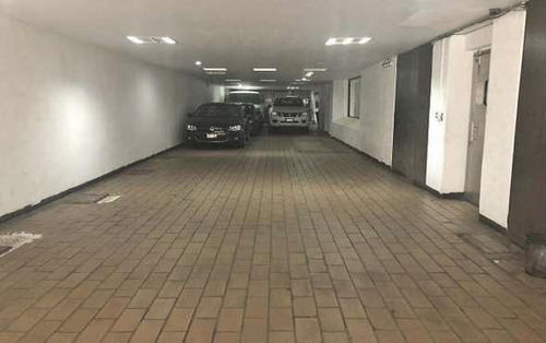 Imagen 7 de 7 de Edificio Comercial - Roma
