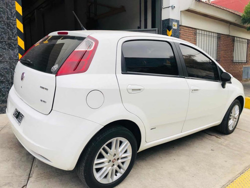 Fiat Punto 1.6 Essence 2011