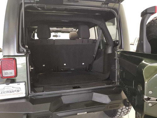 Imagen 14 de 15 de Jeep Wrangler 3.6 Unlimited Sport V6 4x4 At 2015