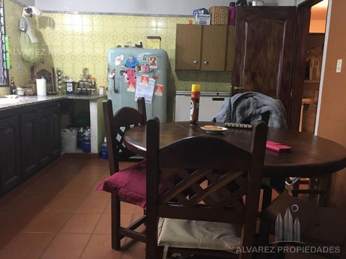 Imagen 9 de 16 de Casa - Ituzaingó