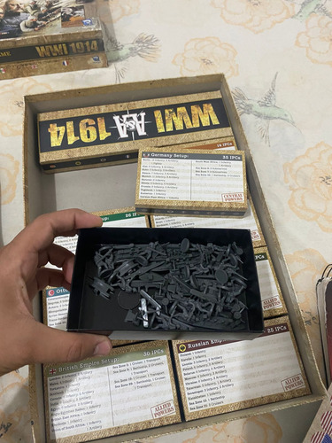 Renegade Game Studios Axis & Allies: 1941 - Tabuleiro