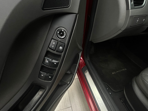 Hyundai Elantra 1.8 Limited Tech At