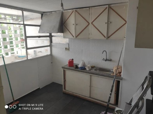 Alquiler Apartamento En Bolívar. 2 Dormitorios.