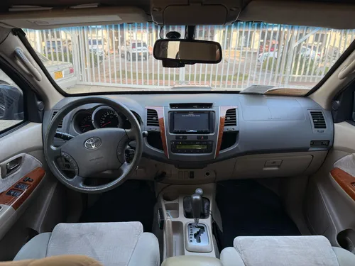 Toyota Fortuner 3.0 Sr5