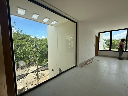 Villa En Venta En Playa Nueva Romana, A Estrenar.