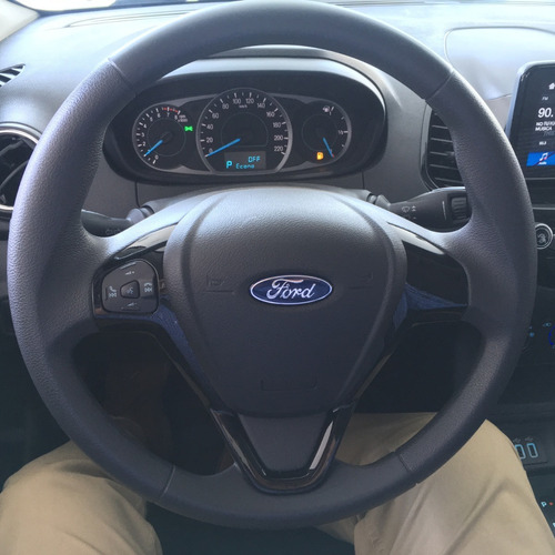 Ford Figo Titanium 2021
