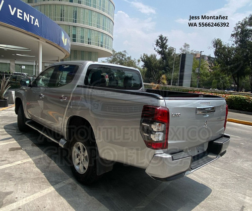 Mitsubishi L200 2.4 Cabina Doble 4x2 Mt