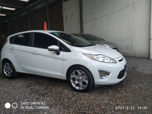 Ford Fiesta Kinetic Titanium