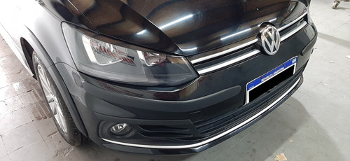 Moldura Vira Plateada Para Parrilla Volkswagen Suran Track