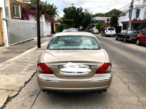 Jaguar Color Champagne Automático
