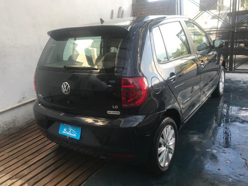 Volkswagen Fox 5 Ptas Highline 2012