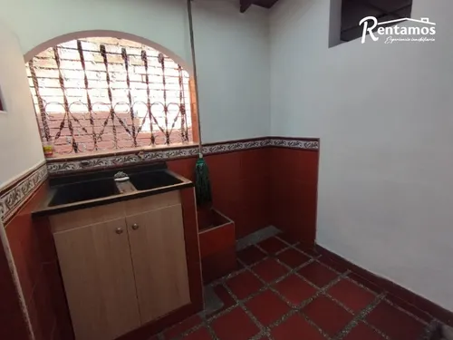 Casa En Venta En Mesa. Cod V11596